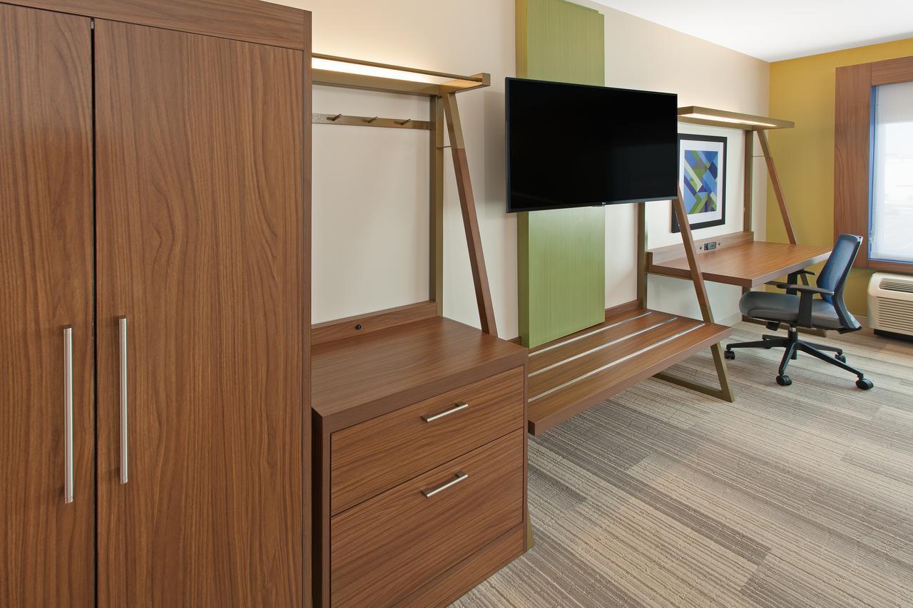 Holiday Inn Express & Suites - Sterling Heights-Detroit Area By Ihg Exterior foto